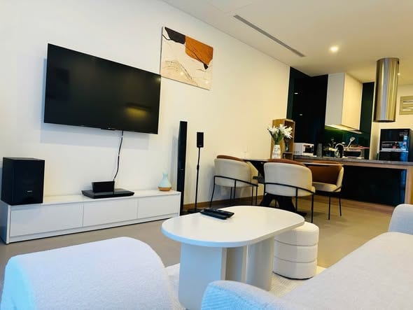 2br Modern Apartment with Amenities - Sam Tower — 2BR fully furnished (photo 1)