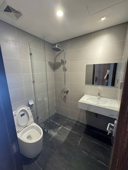 Modern 2br Apartment, Fully Furnished - Lien Chieu — 2BR fully furnished (photo 3)
