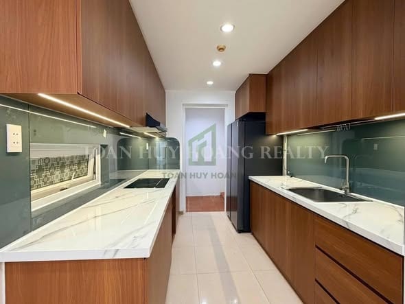 2br Spacious Apartment with Balcony - Thanh Binh Xanh — 2BR fully furnished (photo 3)