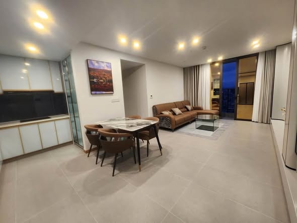 2br Luxury Apartment with River View - Sam Tower — 2BR fully furnished (photo 1)