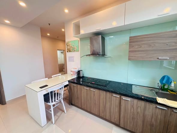 2br Harmony Tower Apartment, 3 Mins to Beach — 2BR fully furnished (photo 3)