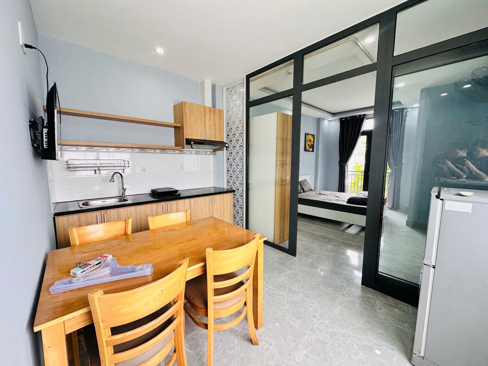 1br Apartment with Balcony, Fully Furnished - My An — 1BR fully furnished (photo 2)