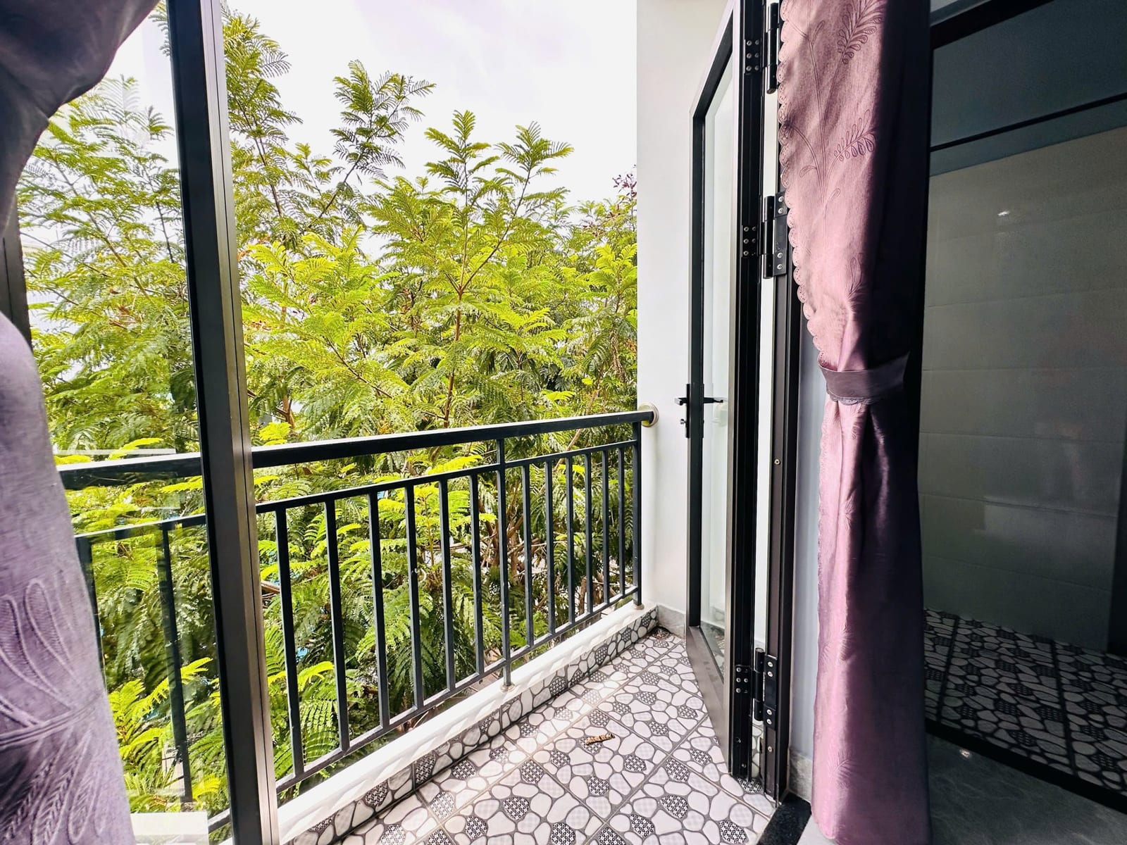 1br Apartment with Balcony, Fully Furnished - My An — 1BR fully furnished (photo 5)