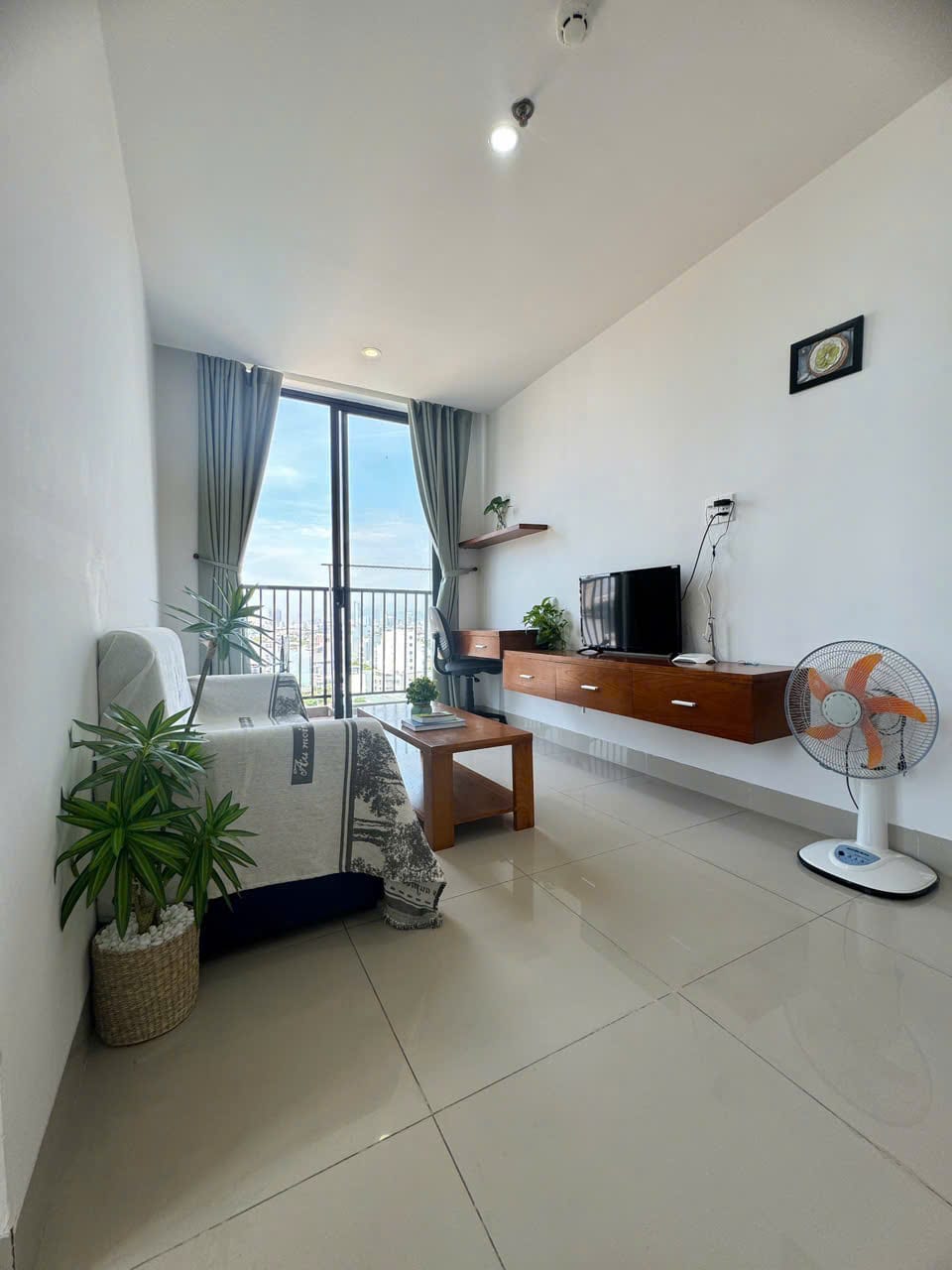 High Floor 1br Apartment with Sea View - Son Tra — 1BR fully furnished (photo 2)