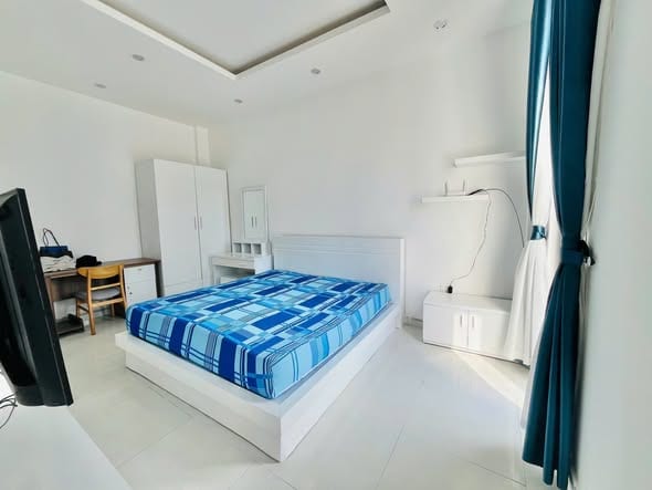 Cozy Studio with Balcony Near Beach - Khue My — Studio fully furnished (photo 1)