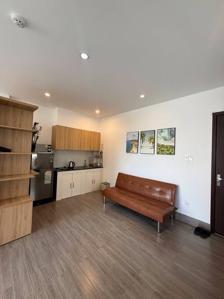 Beautiful Studio Apartment with Balcony - Tan Thai 4 — Studio fully furnished (photo 3)