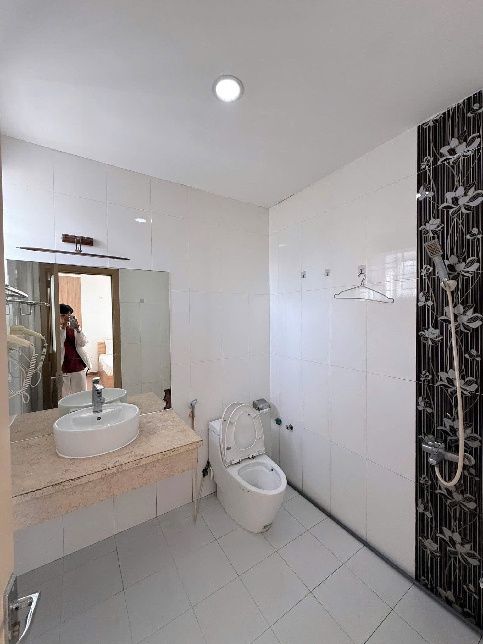 STUDIO APARTMENT 1G CHAU THI VINH TE STREET, AIRY WINDOWS, NEAR MY KHE BEACH — Studio fully furnished (photo 4)