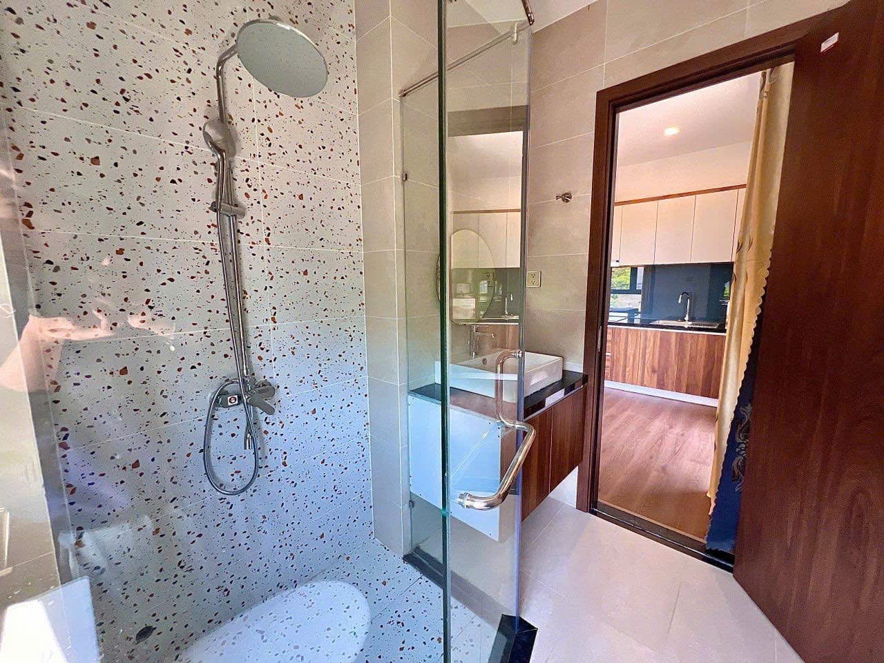 New 2br High-floor Apartment with Balcony - Son Tra — 2BR fully furnished (photo 5)