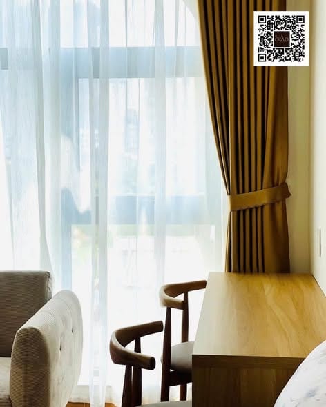 Spacious Front Room for Rent - Phuoc Truong — Studio fully furnished (photo 3)