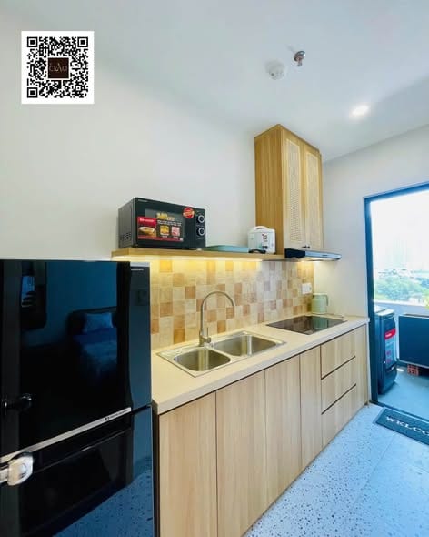 Spacious Front Room for Rent - Phuoc Truong — Studio fully furnished (photo 4)
