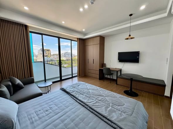 New 1br Apartment with Private Balcony - Pham Khiem Ich — 1BR fully furnished (photo 8)