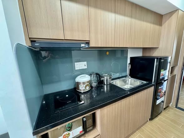 New 1br Apartment with Private Balcony - Pham Khiem Ich — 1BR fully furnished (photo 10)