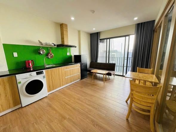 1br Apartment with Balcony, Near My An Beach — 1BR fully furnished (photo 1)