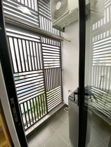1br Apartment with Balcony - Ngu Hanh Son — 1BR fully furnished (photo 4)