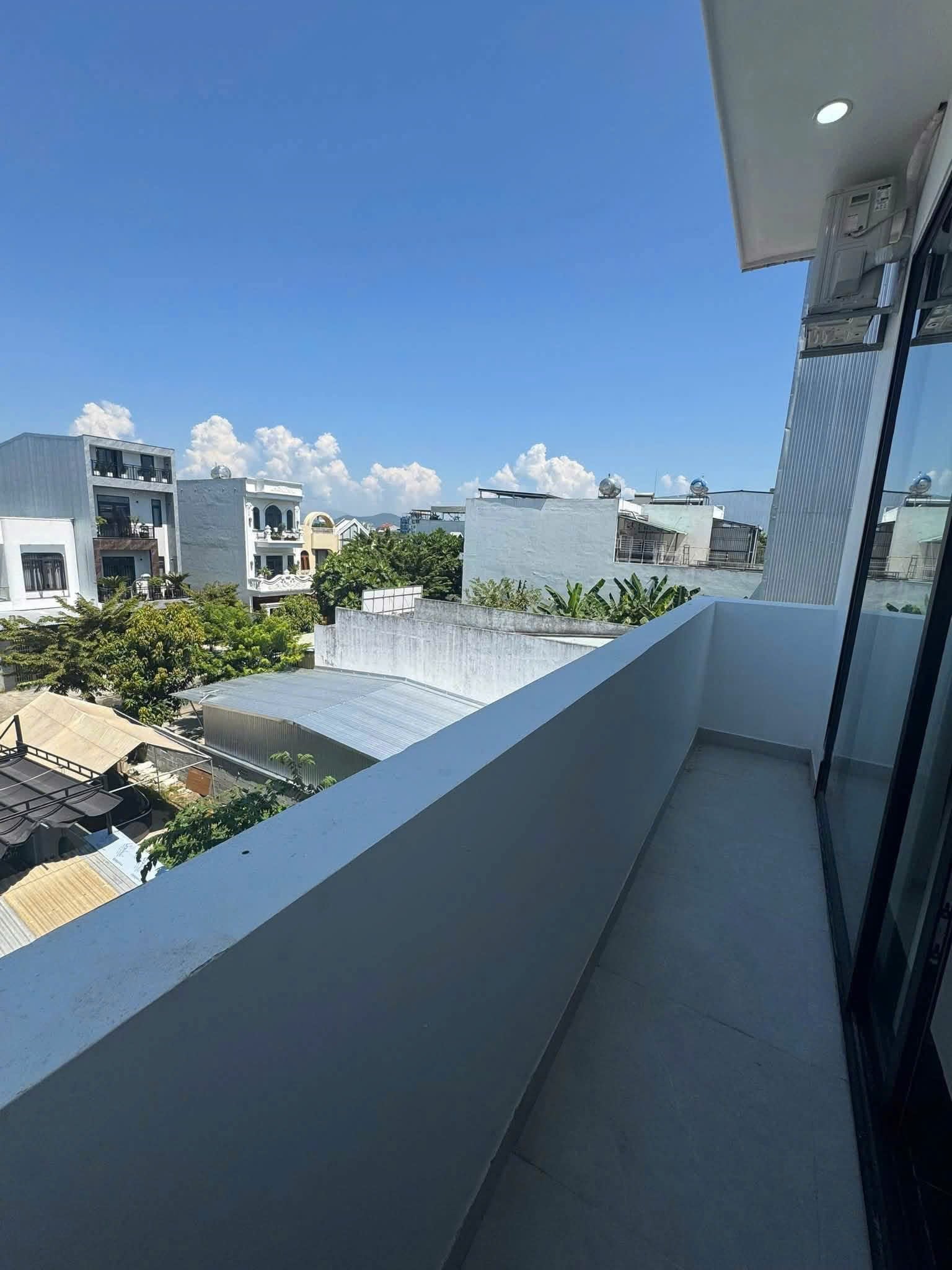 Apartment for Rent – Ngũ Hành Sơn, Đà Nẵng — Studio fully furnished (photo 4)