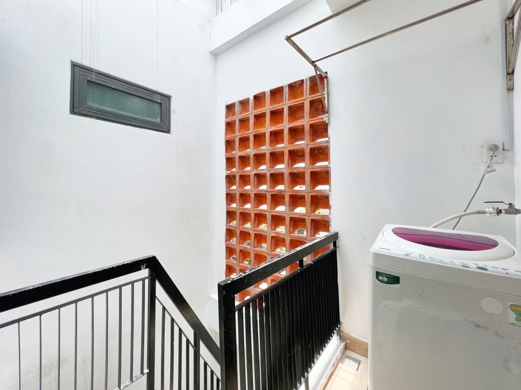 SPACIOUS 2-BEDROOM APARTMENT FOR RENT — 2BR fully furnished (photo 8)