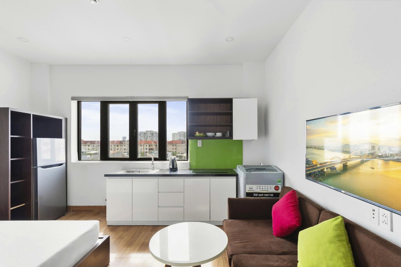 FULLY FURNISHED 1-BEDROOM STUDIO APARTMENT IN SON TRA — 1BR fully furnished (photo 2)