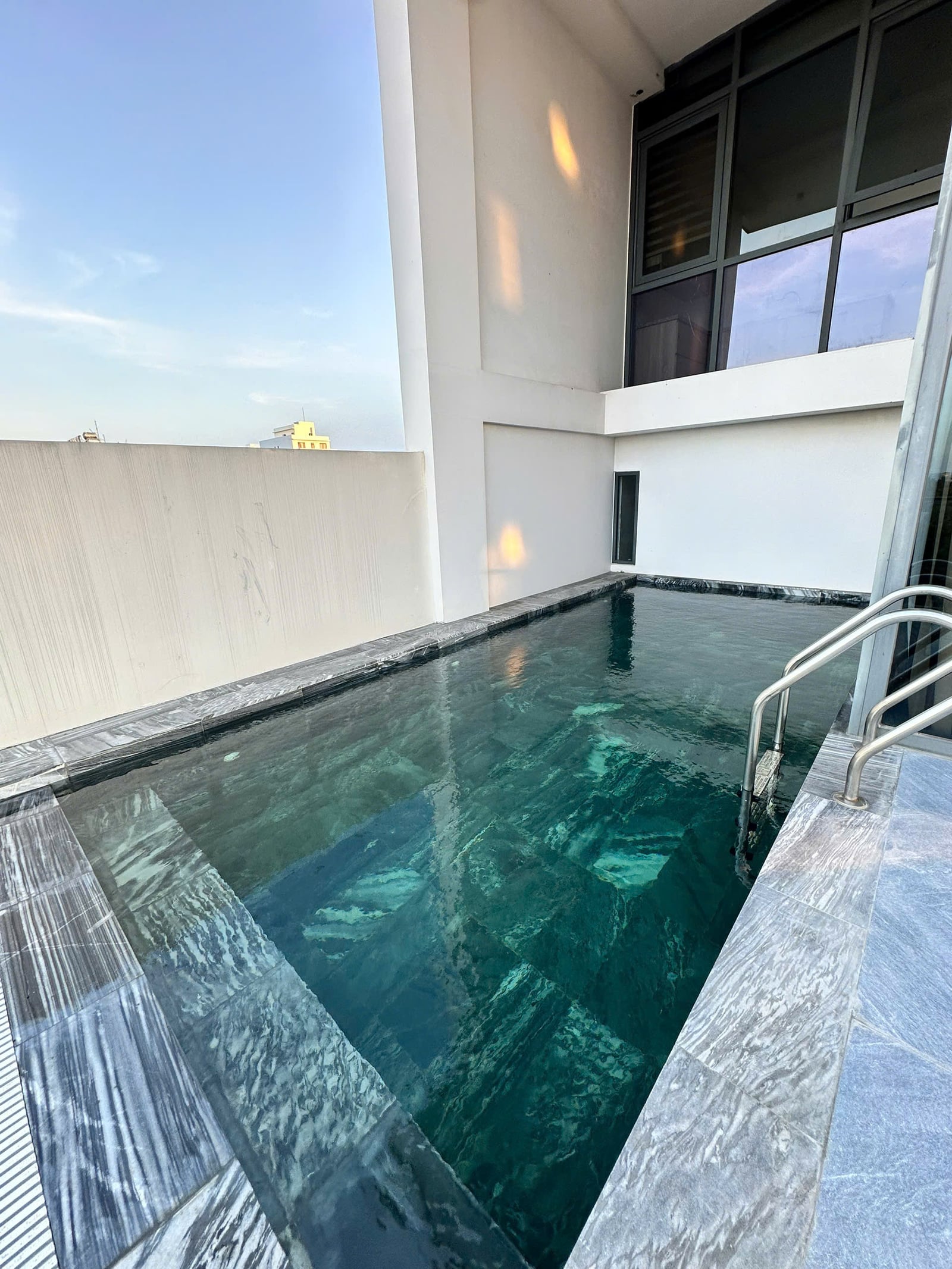 PENHOUSE FOR RENT IN NGU HANH SON, DA NANG — 2BR fully furnished (photo 5)
