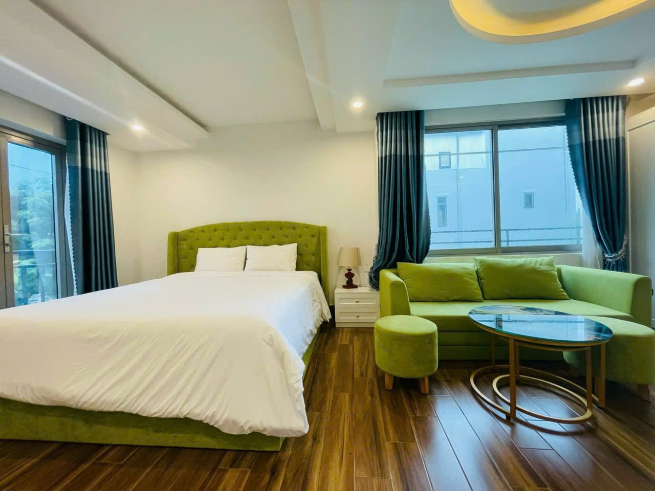 Spacious 1br Apartment with Pool - An Duong Vuong — 1BR fully furnished (photo 3)