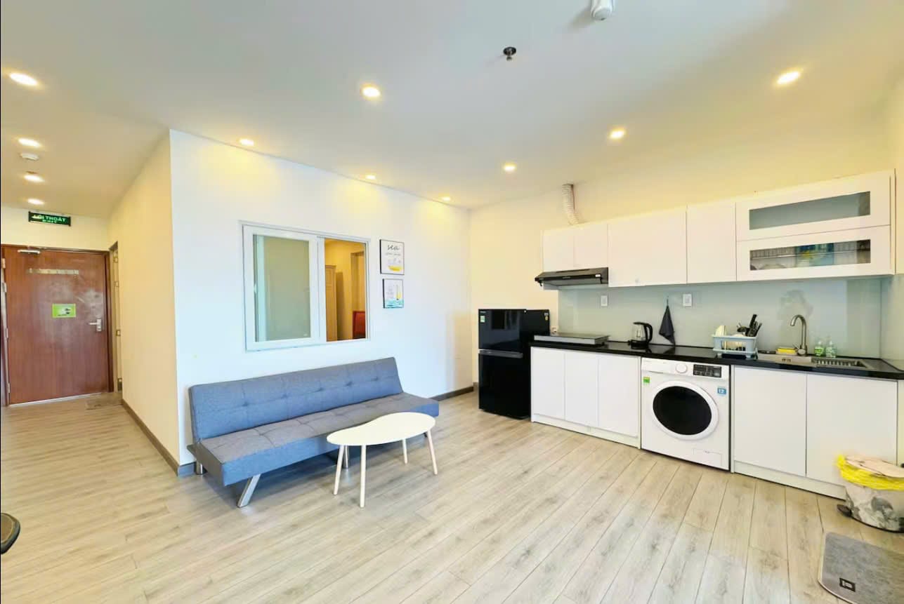 1br Apartment High Floor with Balcony View - Son Tra — 1BR fully furnished (photo 1)