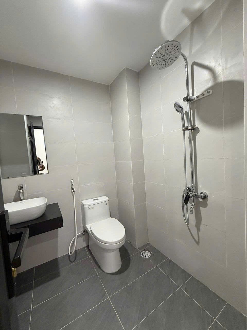2br High-floor Apartment with Balcony - My An — 2BR fully furnished (photo 7)