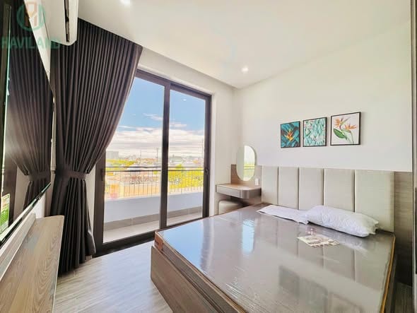 Serviced 1br Apartment with Balcony - Khue My Dong 7 — 1BR fully furnished (photo 1)