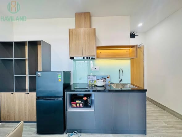 Serviced 1br Apartment with Balcony - Khue My Dong 7 — 1BR fully furnished (photo 5)