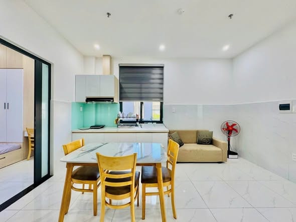 2br Apartment with Private Balcony - Khue My — 2BR fully furnished (photo 3)