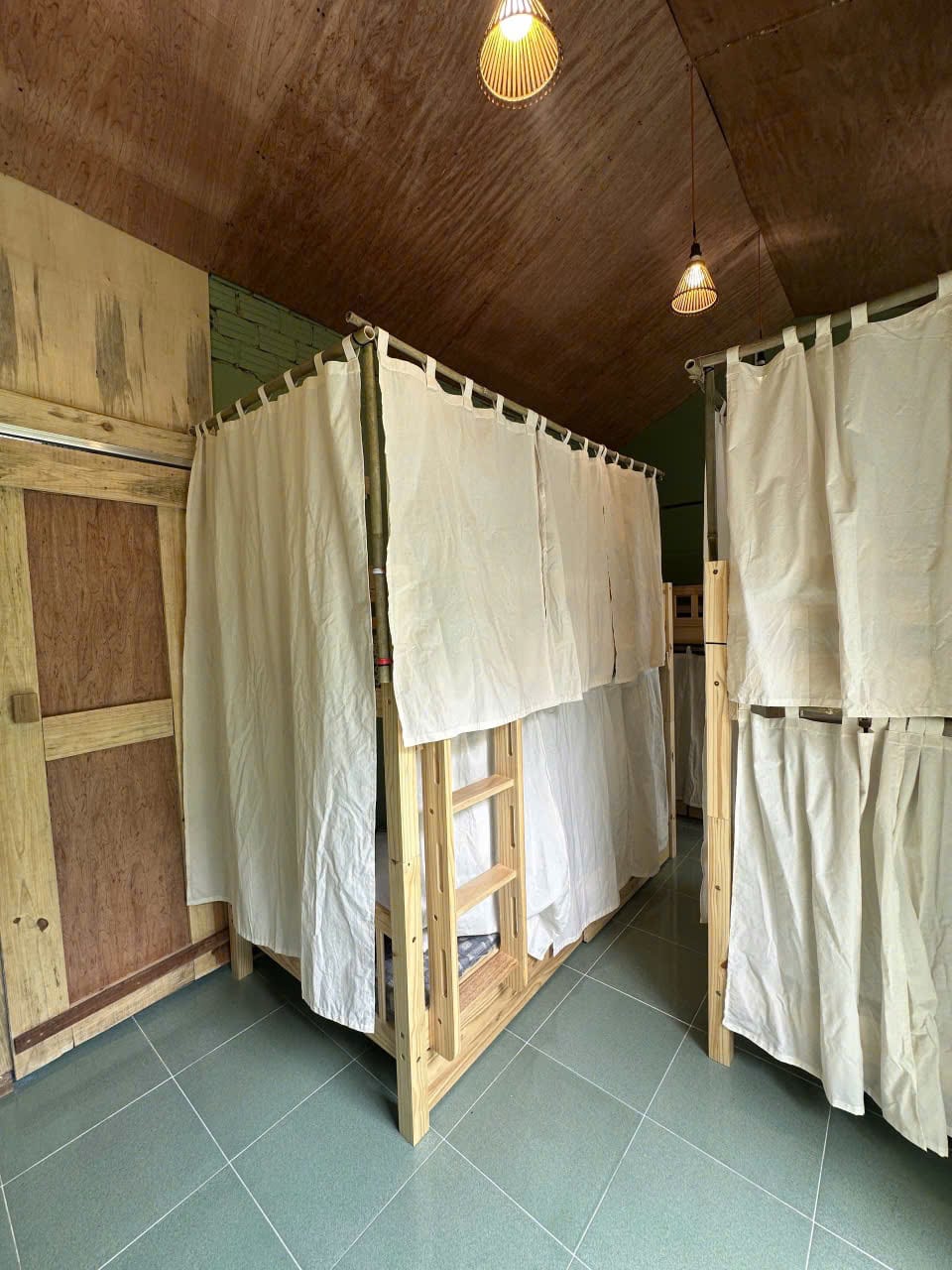 Shared Dorm Room Near Beach - Son Tra — Studio fully furnished (photo 3)