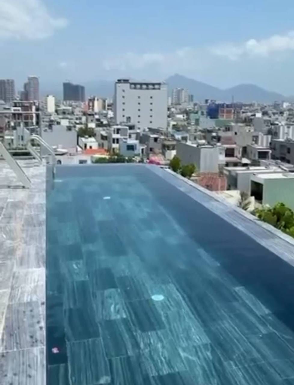 Modern 1br Apartment with Pool - Son Tra — 1BR fully furnished (photo 1)