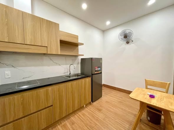 1br Apartment with Private Washer - Ngu Hanh Son — 1BR fully furnished (photo 5)
