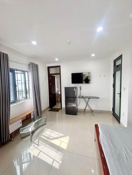 1br Apartment with River View Balcony - Khue My — 1BR fully furnished (photo 5)