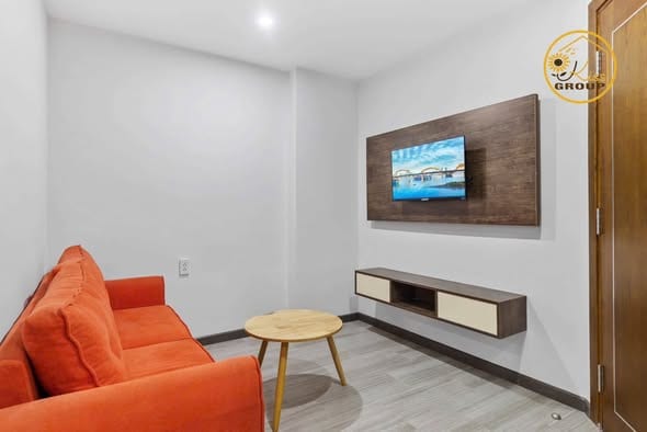 1br Apartment, High Floor, Wide Balcony - My An — 1BR fully furnished (photo 2)