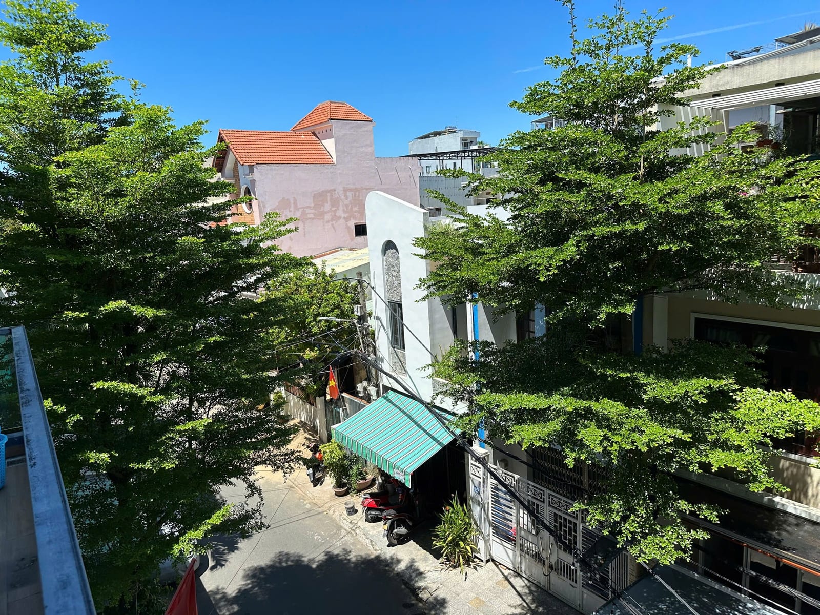 Room with Balcony for Rent - Hoa Cuong, Hai Chau — Studio fully furnished (photo 4)