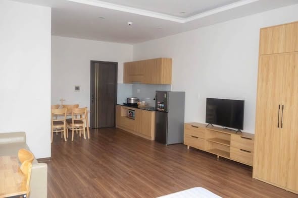 Studio with Balcony, Elevator Access - Ngu Hanh Son — Studio fully furnished (photo 4)