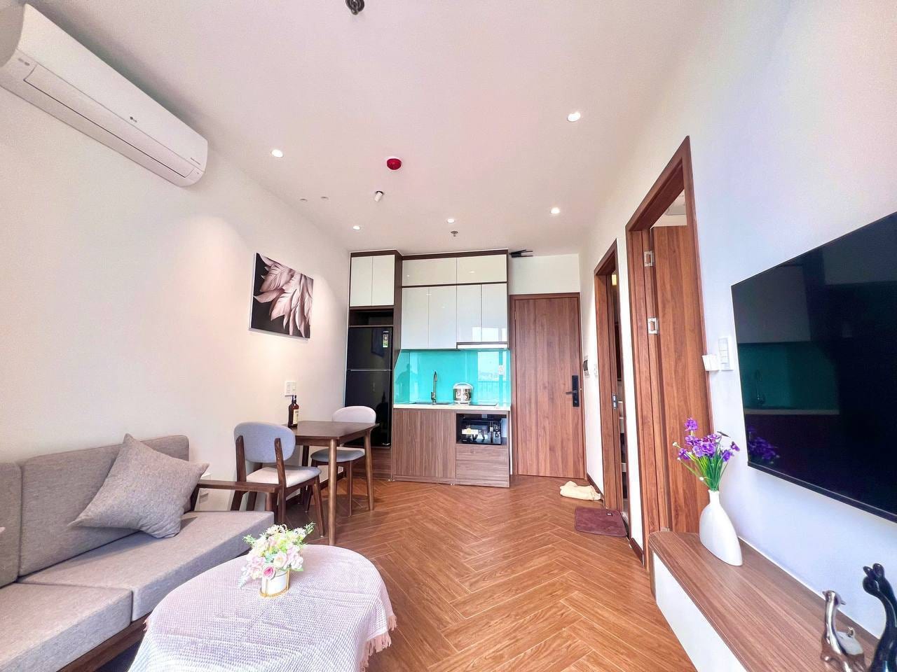 1br Apartment with Parking - Khue My — 1BR fully furnished (photo 2)