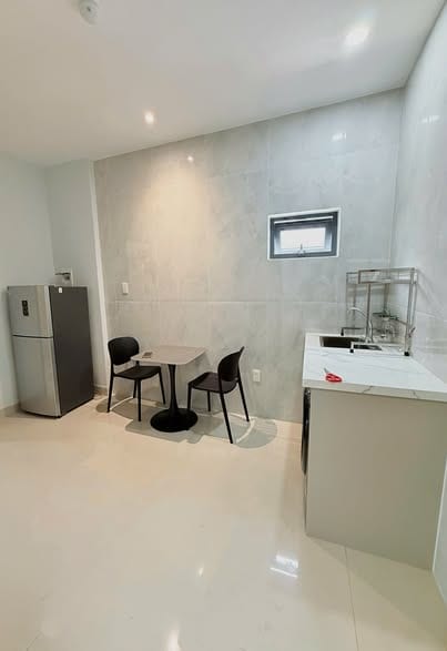 Spacious 1br Apartment with Large Balcony - An Thuong — 1BR fully furnished (photo 5)