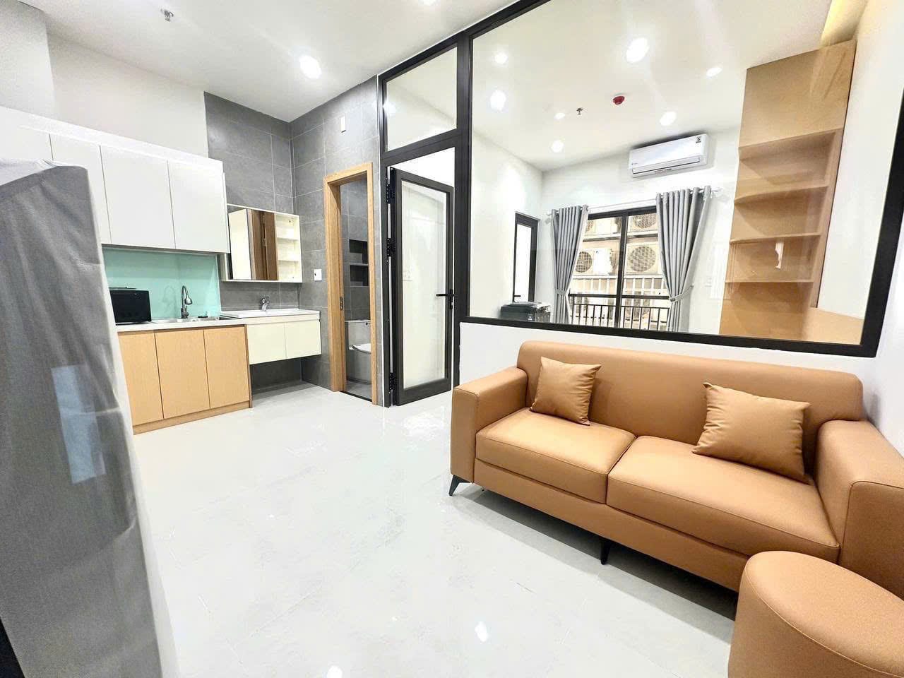 1br Apartment with Balcony, High Floor - Son Tra — 1BR fully furnished (photo 1)