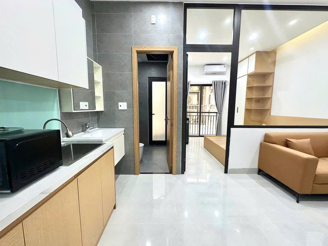 1br Apartment with Balcony, High Floor - Son Tra — 1BR fully furnished (photo 2)