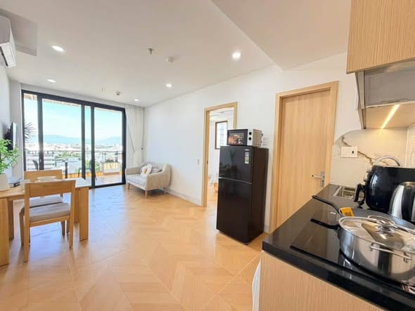 Brand New 1br Apartment with Balcony - Ngu Hanh Son — 1BR fully furnished (photo 4)