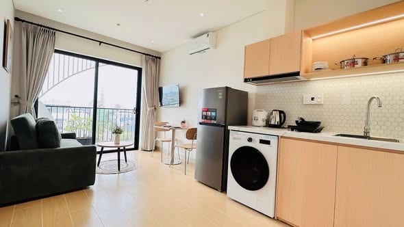 High-floor 1br with Private Balcony - Son Tra — 1BR fully furnished (photo 3)