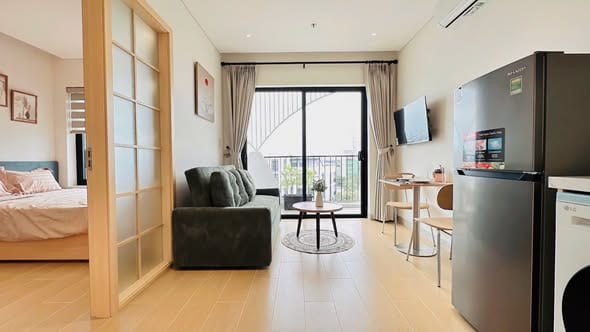 High-floor 1br with Private Balcony - Son Tra — 1BR fully furnished (photo 1)