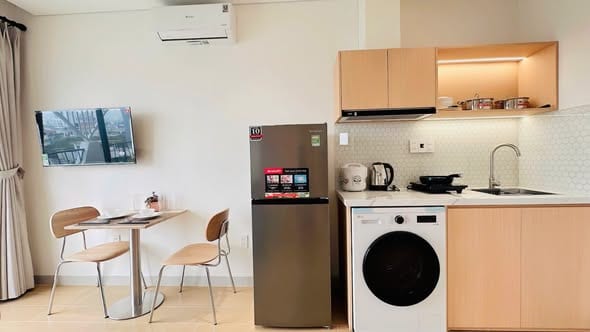 High-floor 1br with Private Balcony - Son Tra — 1BR fully furnished (photo 4)