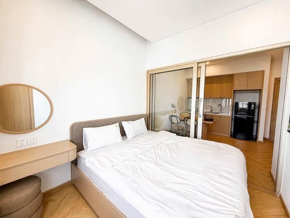 New 1br Apartment with Pool, Private Laundry - Le Huu Khanh — 1BR fully furnished (photo 2)