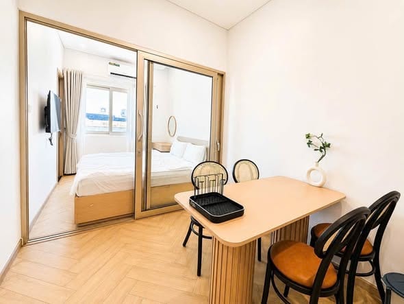 New 1br Apartment with Pool, Private Laundry - Le Huu Khanh — 1BR fully furnished (photo 4)