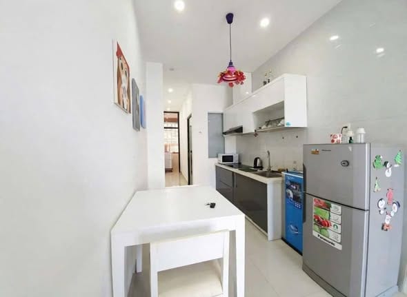 2br Apartment with Balcony, Near My Khe Beach - An Thuong — 1BR fully furnished (photo 3)