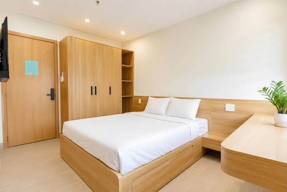 Studio Apartment with Balcony - Ngu Hanh Son — Studio fully furnished (photo 2)
