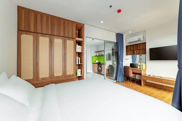 1br Apartment with Balcony - My Khe, Son Tra — 1BR fully furnished (photo 4)