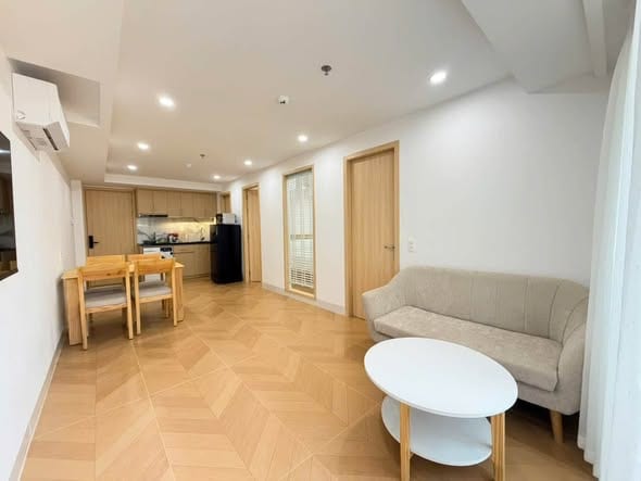 Brand New 2br Apartment with Balcony - Ngu Hanh Son — 2BR fully furnished (photo 3)