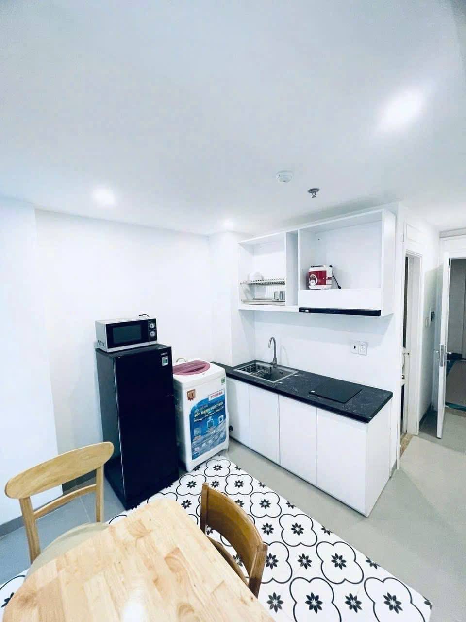 1br Apartment with Balcony, An Thuong — 1BR fully furnished (photo 2)